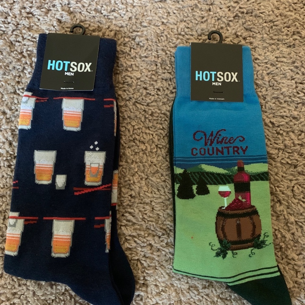 Two Pairs, Hot Sox Warm Socks, Size 6-12 Wine And Sake Bomb Themed New